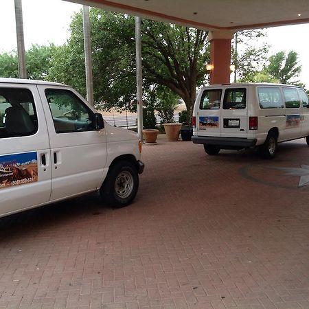 Wyndham Garden Amarillo Hotel Exterior foto