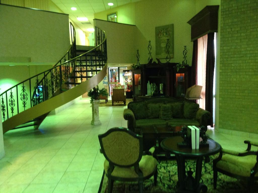 Wyndham Garden Amarillo Hotel Exterior foto